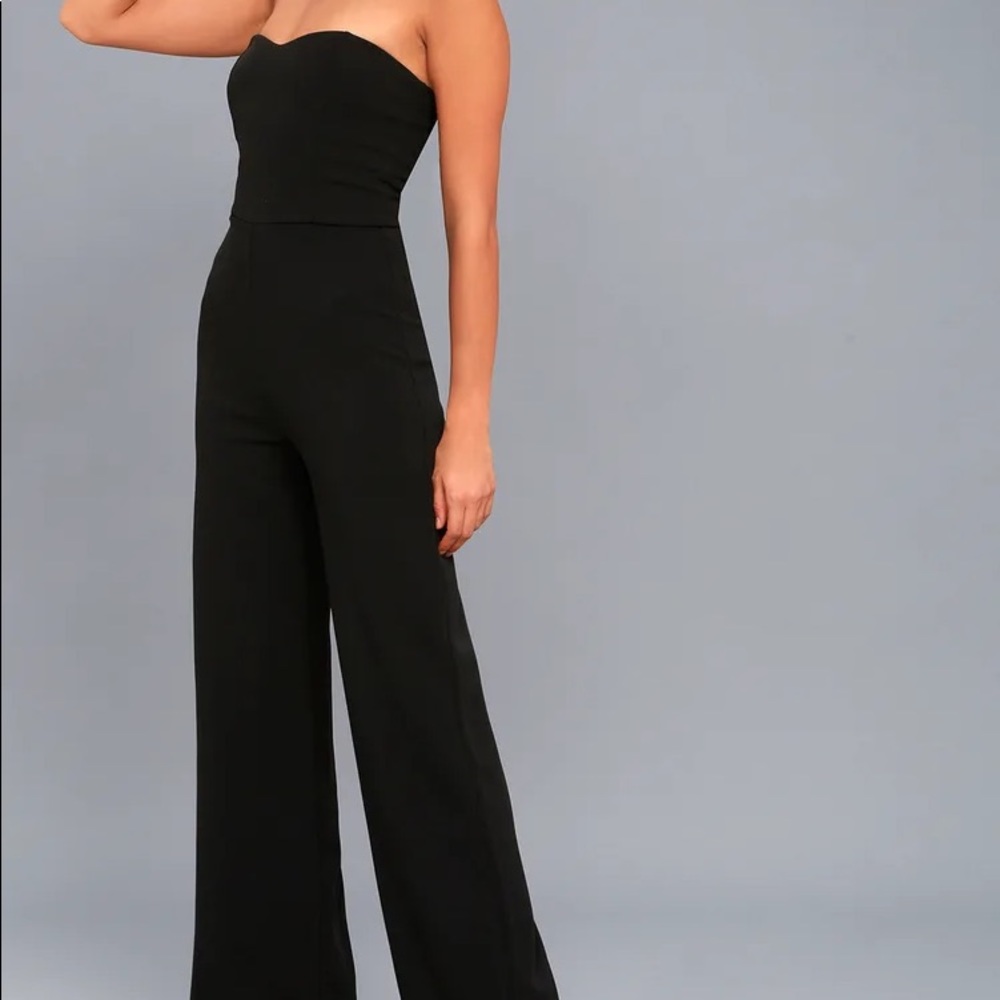 Lulu’s Edith Black Strapless Jumpsuit